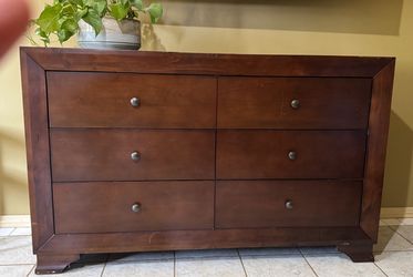 Clean 6 Drawer Dresser