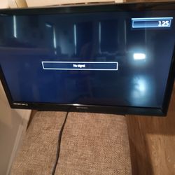 Emerson 32 Inch TV 