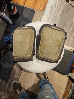 Husky Knee Pads