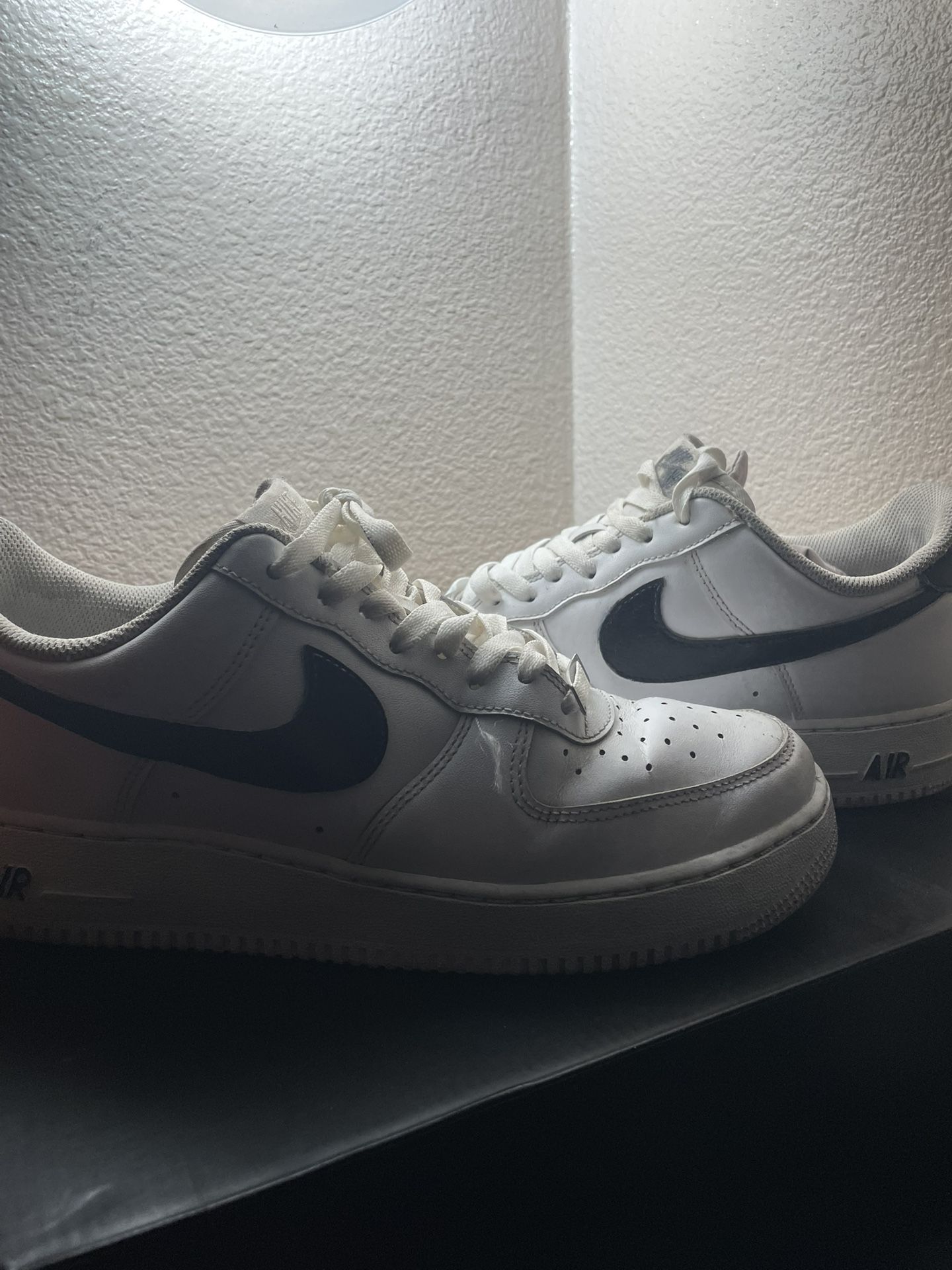 Size 10 Airforces