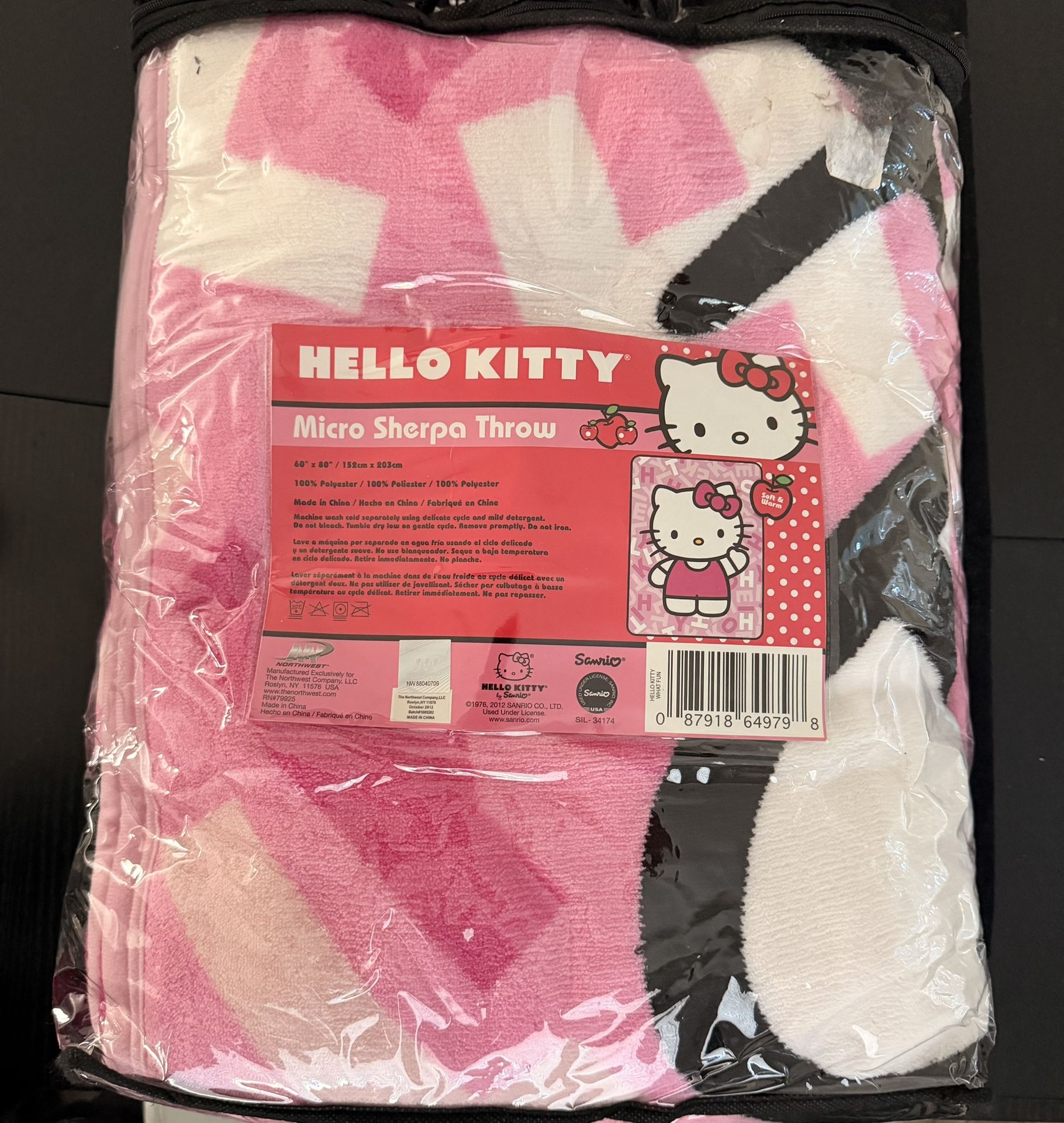 Hello Kitty Blanket