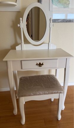 White Vanity Table Set with Mirror and Stool