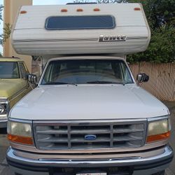 1997 Ford/ 1994 Lance Ford f240 4wd... lance squire light 195