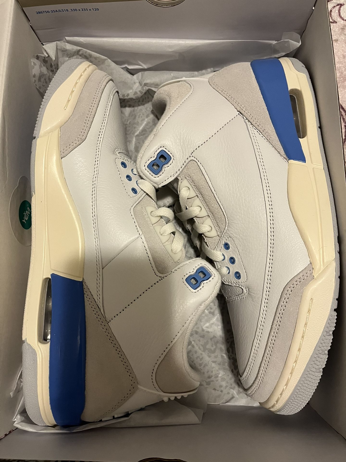 Jordan 3 Brand New Size 9.5