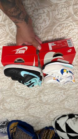 Toddler size 7c Nike shoes