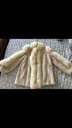 VINTAGE HILLIS FURS OYSTER DYED BEAVER AND FOX FUR COAT SIZE 8-10 WITH APPRAISAL