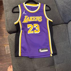 LeBron James jersey 