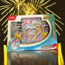 Pokèmon 30th Celebration Sylveon Ex Box