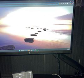 Z Edge 240hz 25” Monitor + Arm