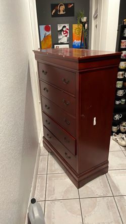 Free Dresser