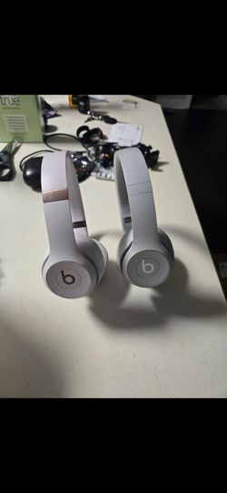 Beats Solo3 Wireless Headphones - Drenched Gray & Cloud Pink ($60 Each / $110 Pair)