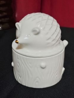 [RARE / DISCONTINUED] New Anthropologie Hedgehog Measuring Cups