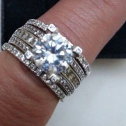 Gorgeous Three Set Wedding Ring