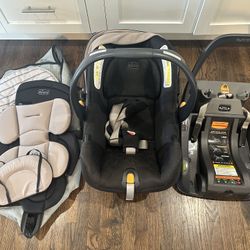Chicco KeyFit 35 Max Infant Baby Car Seat and Base Stay-in-Car Base Compatible with 30 35 Travel Bag