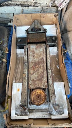 Old 3 ton jack
