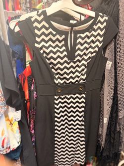 Beautiful 👗$7 each