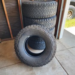 315/70/17 BFG All Terrain KO2