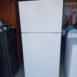 Refrigerator! Must Go!