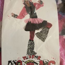 Costume
