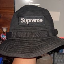 Supreme Bucket Hat