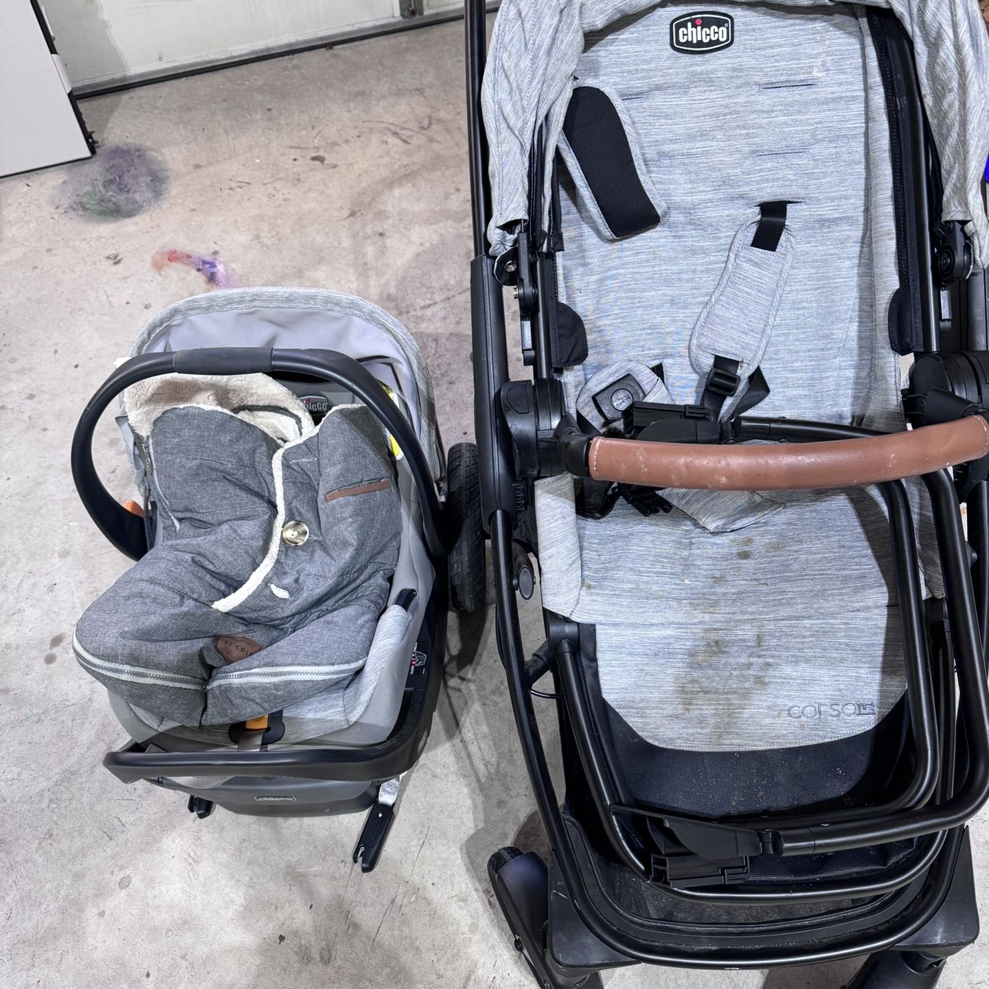 Chicco Corso Stroller and Car Seat Bundle