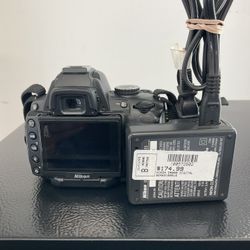 Nikon Camera D5000