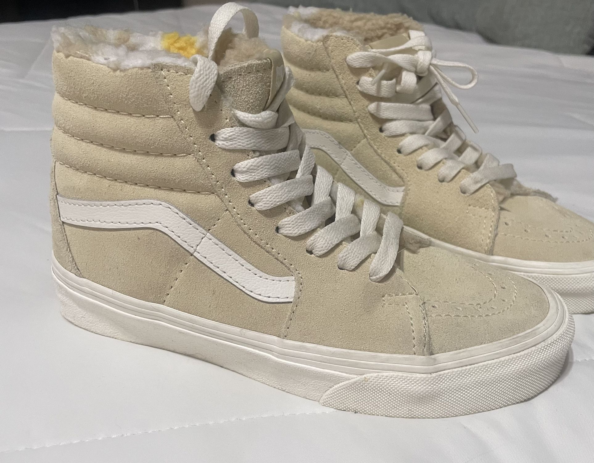 Vans Woman/ Girls Size 5 Tan