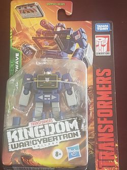 Hasbro Transformers War For Cybertron Kingdom Core Class Soundwave WFC-K21