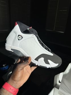 Black toe Jordan 14 Size 11