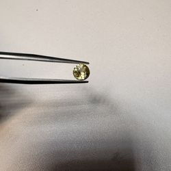 Yellow Sapphire 0.90 Carats 