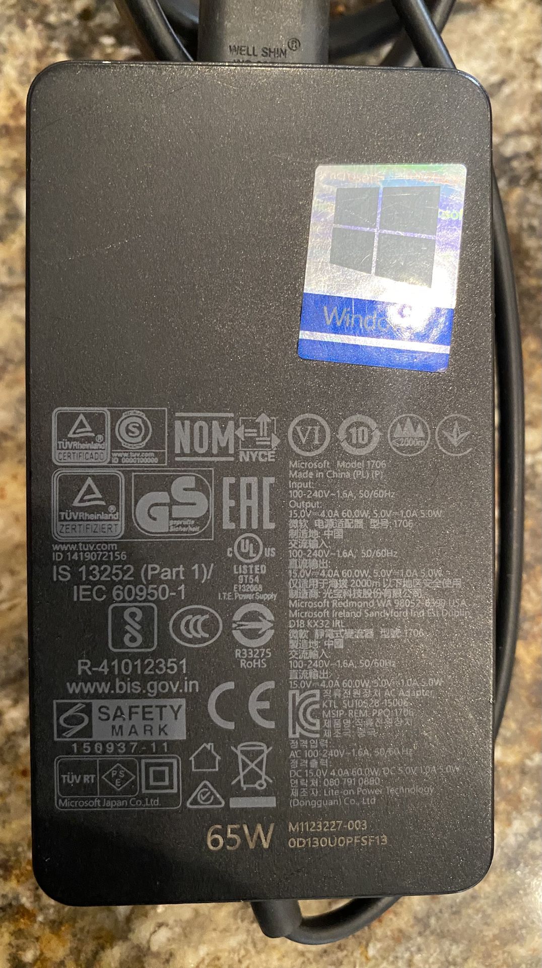 power adapter for microsoft surface model 1706 notebook tablet power supply 65 w watt