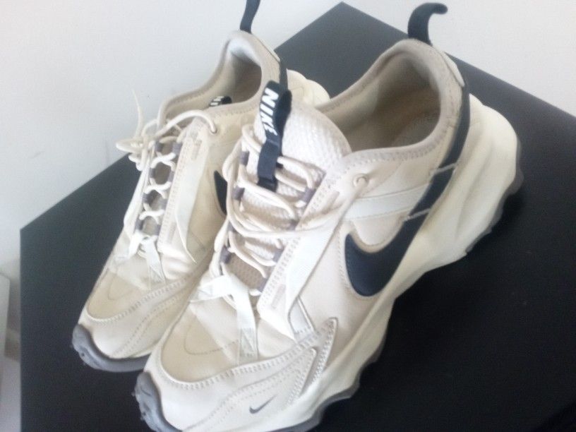 MENS NIKE SHOES FOR SALE