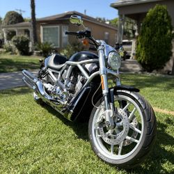 Hardly Davidson V-Rod 2013 Porche Engine 