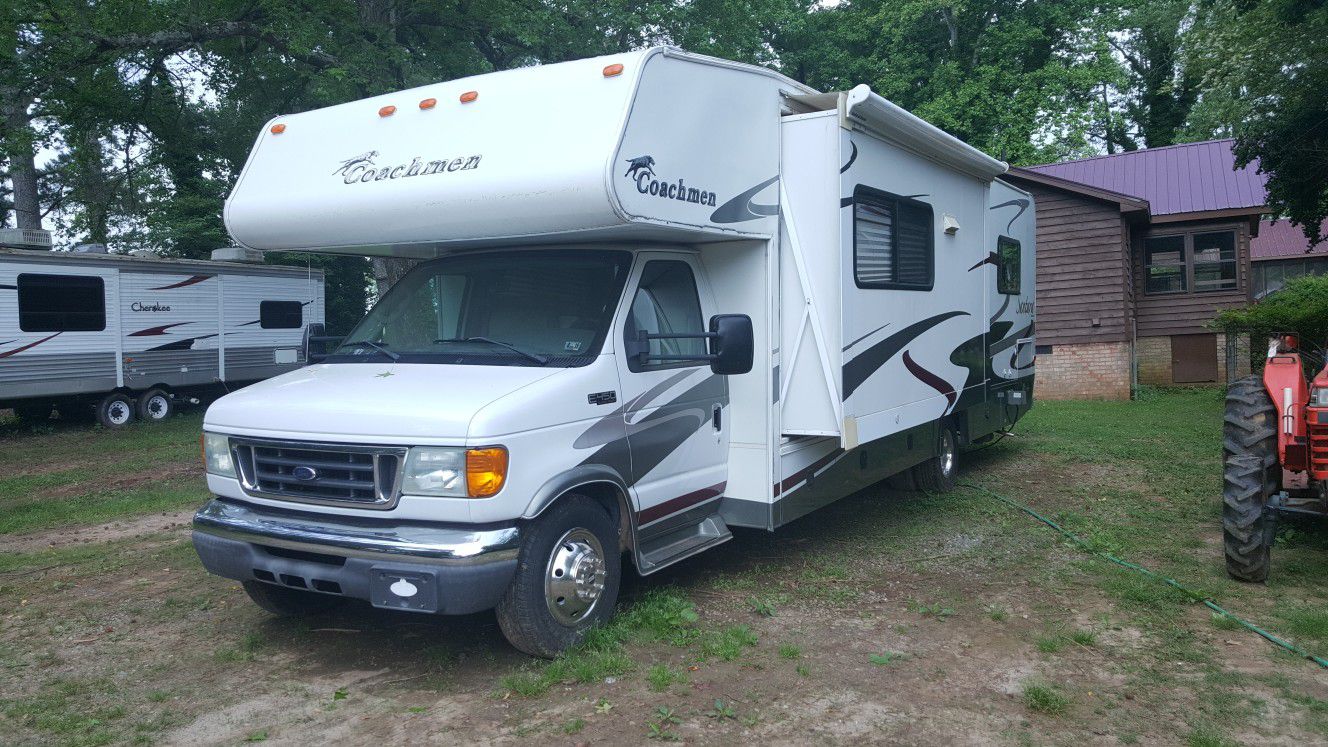 2004 Coachman 31 ft. motor home(Ford)