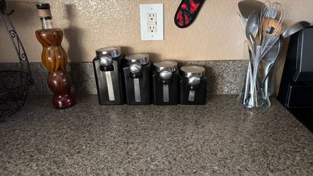 kitchen counter top containers