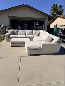 Large L-Shaped Sectional Sofa with Chaise and Ottoman
