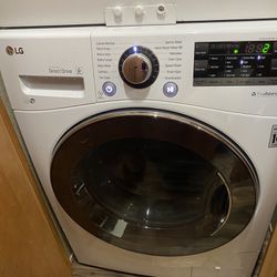 RV.  LG WASHER AND Whirlpool Dryer.