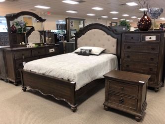 BRAND NEW 5 PIECE BEDROOM SET WITH PILLOW TOP MATTRESS