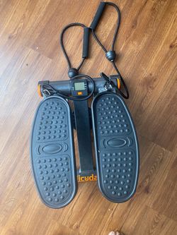 Liceda mini stepper with resistance bands