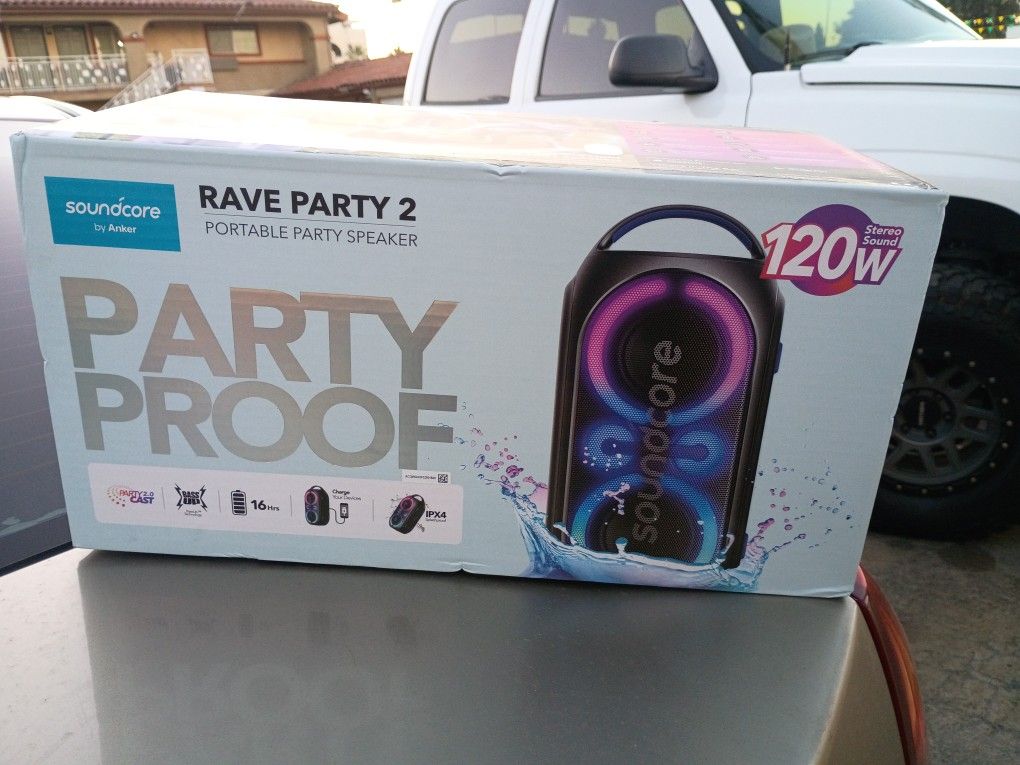 Soundcore Rave Party 2