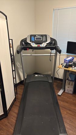 XTERRA TRX3500 Folding Treadmill – 3.0 HP / Incline / 350 LB Capacity