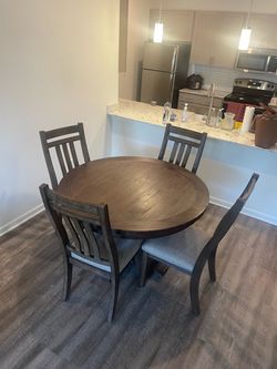 Dining room table