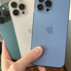 Unlocked iPhone 13 Pro Max 128GB - Financing Available 