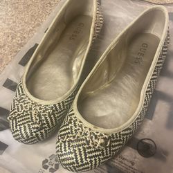 Guess Flats
