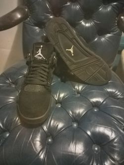 Air Jordan 4 Black Cat