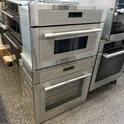 Thermador Masterpiece Series Stainless 30” Double Combination Speed Oven