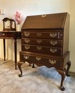 Secretary Desk & Hutch