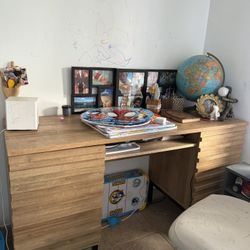 Modern Desk Table