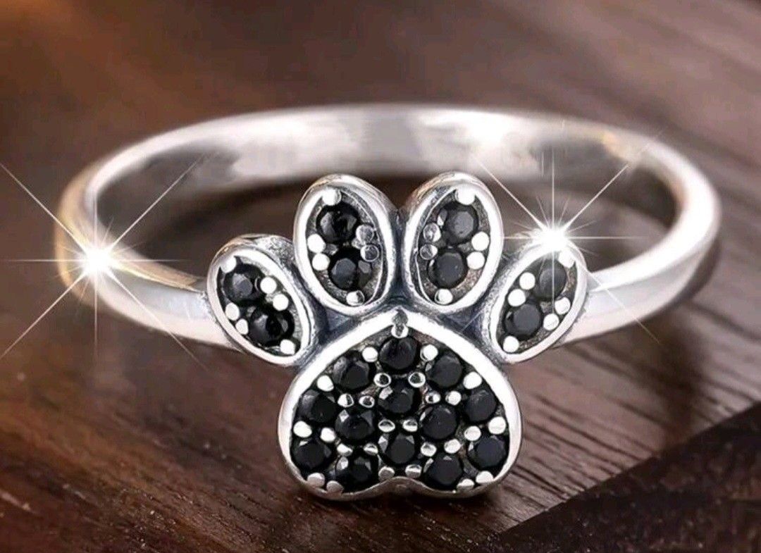 Paw Ring with Rhinestones