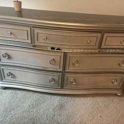 Bedroom Set 